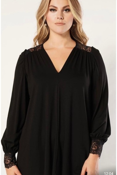 Nelly Büyük Beden Omuz Ve Kol Ucu Dantelli Siyah Renk Tunik