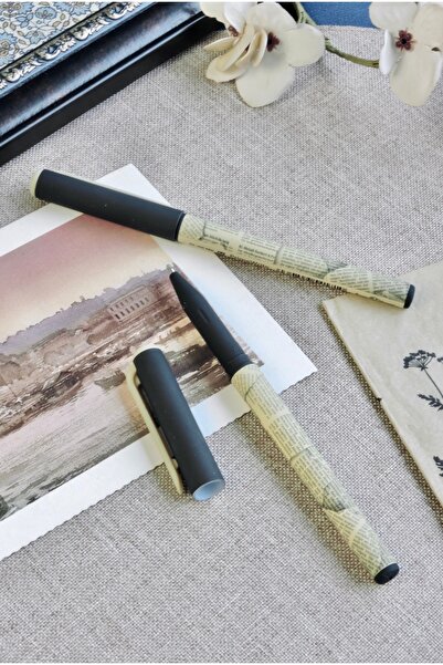 Nova Crafts Yellow Atlas Themed Oil-Based Oil Ink Pen 0.7 Blue