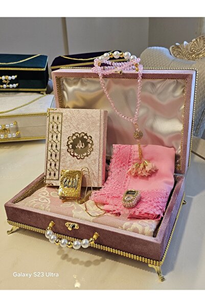 GÜLSEMALİ Sevgililer günü hediyesi Lüks Ayaklı Kadife Sandık İçinde İsimli Ku...