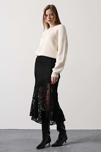ibeeka New season lace satin skirt black color - waist zipper closure - s