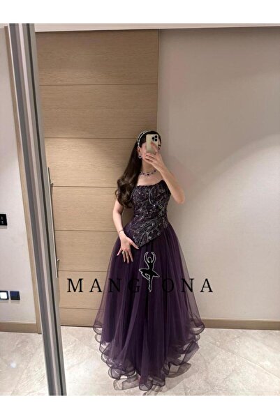 MANGONA فستان سهرة طويل فاخر لون بنفسجي داكن صدر كورسيه مطرز خرز وتنورة تل من...