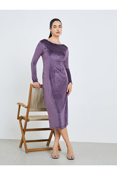 Styli Women Purple Embellished Midi Dress