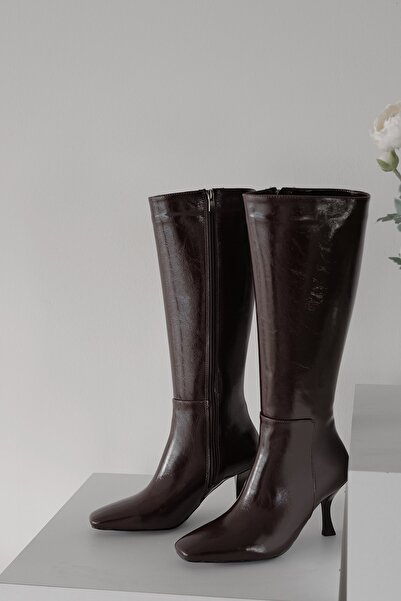 Meral Özgenç Küt Burun Uzun Çizme