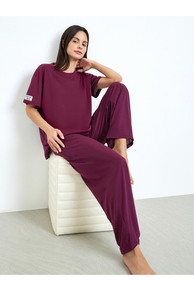 Styli Women Burgundy Knitted T-Shirt and Pyjama Set