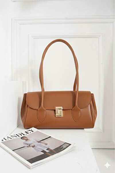 Handley Luxury Lock Detail Baguette Shoulder Bag