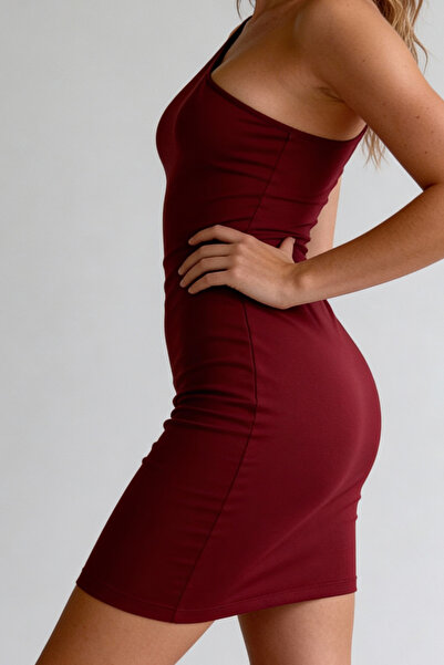 Evelora Bordo Tek Omuzlu Slim Fit Likralı Mini Abiye Elbise