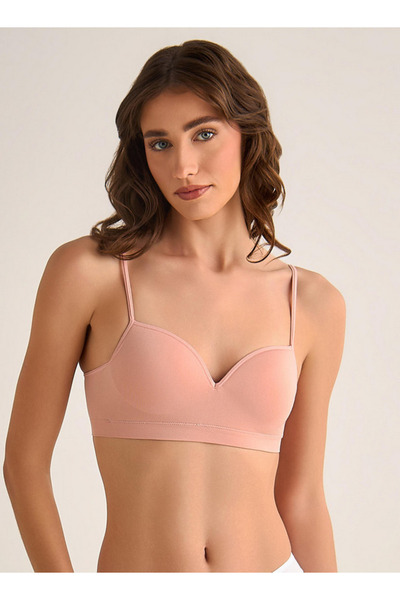 FAV Skims Plunge Bra with Seamless Design