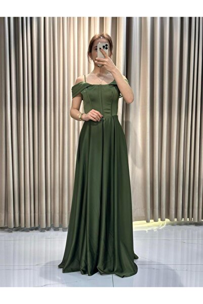 Kaleiçi Yıldızlar Haki Kayık Yaka İp Askılı Abiye Elbise |