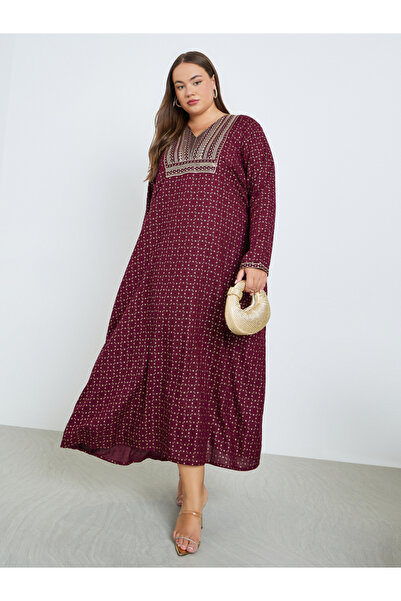 Styli Plus Size Maroon Embroidered Jalabiya