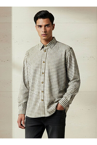 FAV Men Regular Fit Collared Checked Long Sleeve Shirt