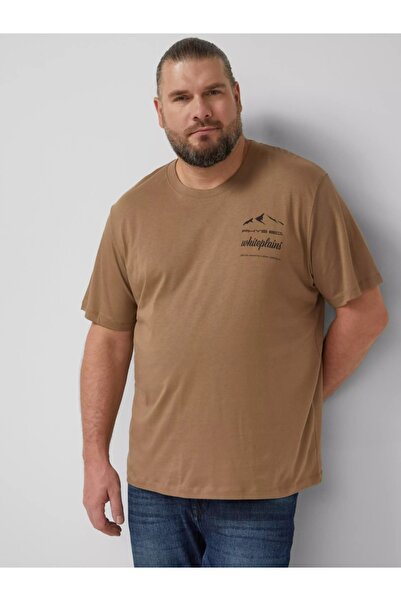 s.Oliver Big Sizes Men's big size T-shirt, with neckline and text print, Brown
