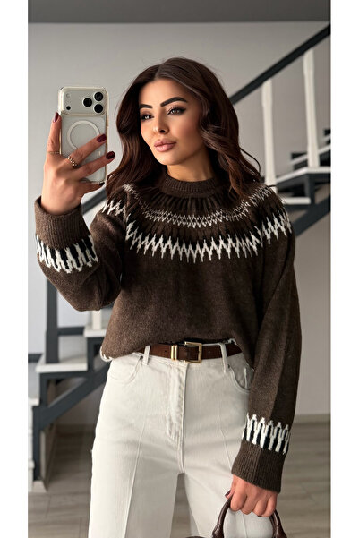 Oslove Coffee-bone crinkle pattern jacquard sweater