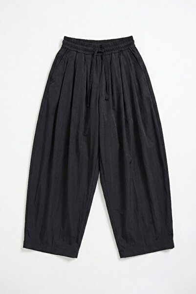 it's basic Women's Black S6-1 Super Balloon Fit Loose Cut Special Fabric Trou...