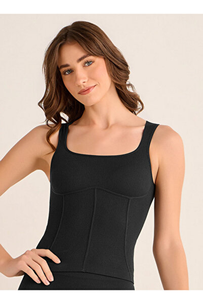 FAV قميص داخلي مضلع بدون خياطة