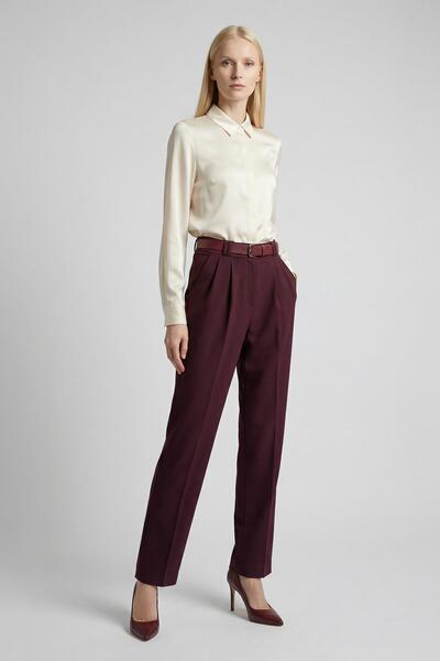 Rays 5009 Παντελόνι με διπλή λεπτομέρεια πιέτας και ζώνη, Βουργουνδίας