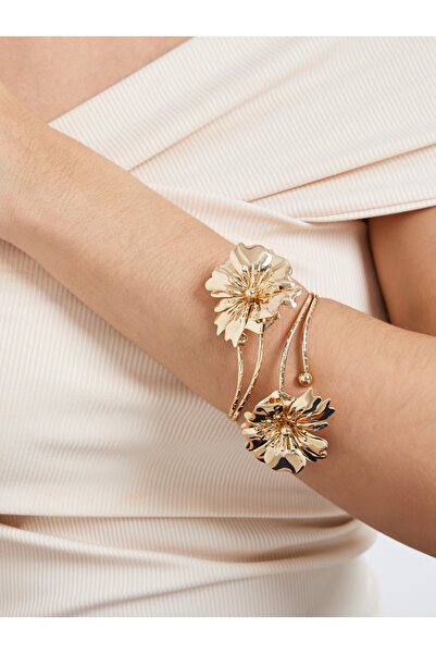 Styli سوار ذهبي مزين بالزهور