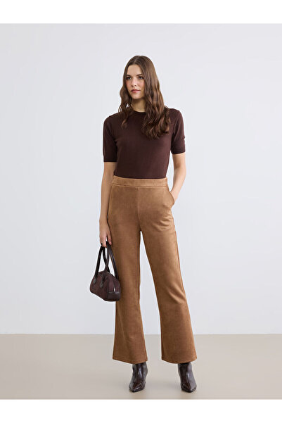 LC Waikiki Colecția Shining Store: Pantaloni de damă cu aspect de piele întoa...