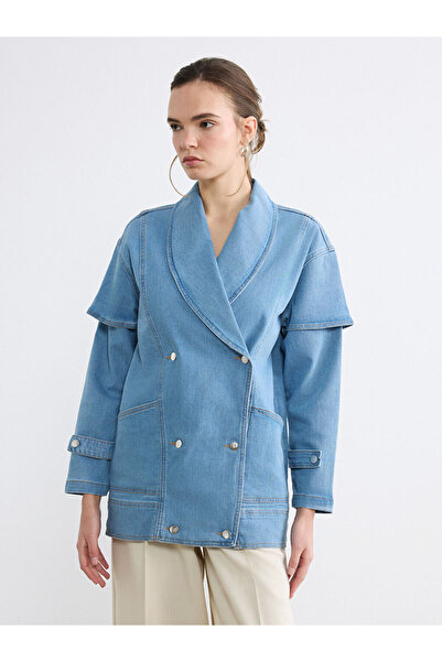 LC Waikiki جاكيت جينز نسائي من إندجو كي بأزرار على الجهتين بياقة
