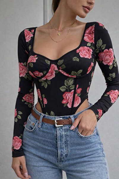 oshebu Women's Rose Printed Snap Bodysuit