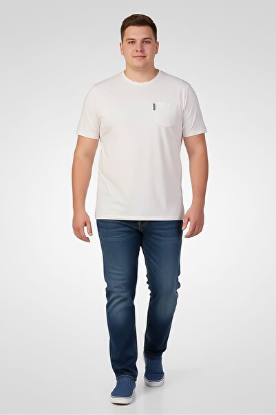 BENCH تي شيرت رجالي بشعار العلامة التجارية بأكمام قصيرة ورقبة دائرية، أبيض