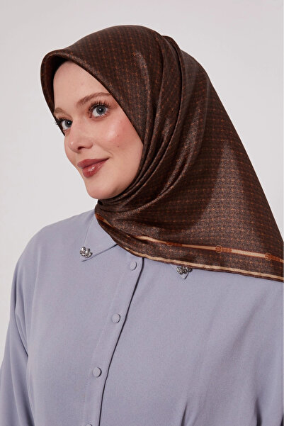 Levidor وشاح كريستال D99