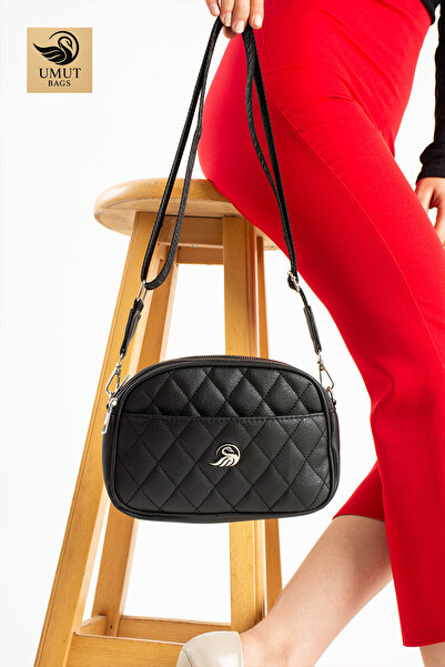 UMUT BAGS Kapitoneli fermuar ve logo detaylı çapraz askılı siyah çanta