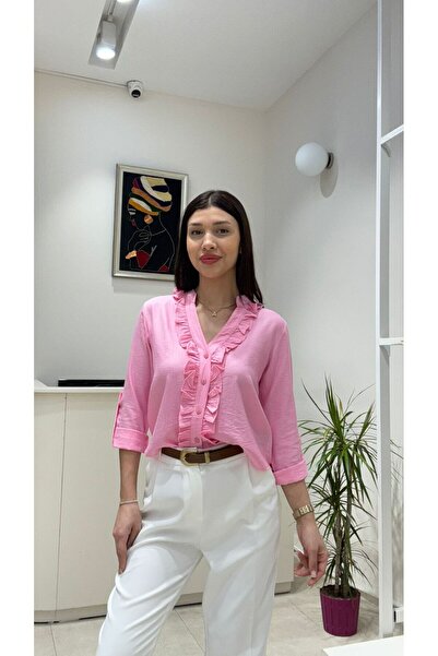Şamdan Soft shirt with fold-over sleeves and a distinctive V-neck