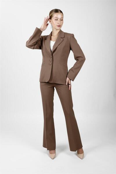 ÖNDER ÖZSOY Jacket with Collar Pockets Modern Jacket & Spanish-Cut Trousers w...