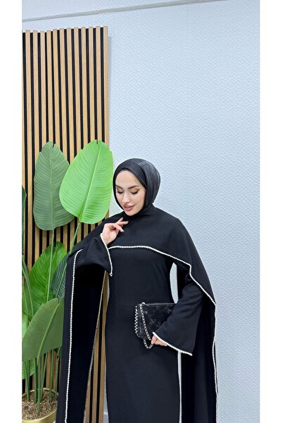 BURCU TESETTÜR فستان سهرة من الكريب المطرز باللؤلؤ مع عباءة - 1158