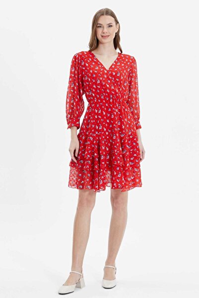 Selen Kruvaze Eteği Üç Kat Volan Çıtır Çiçek Desen Elbise / KIRMIZI