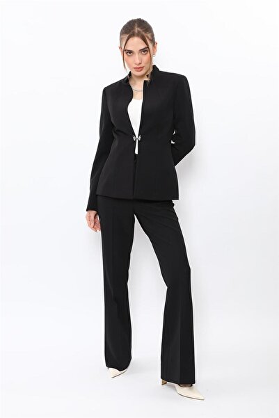 ÖNDER ÖZSOY Hakim Yaka Classic Jacket & Pocketed Spanish-Cuff Trousers Women'...