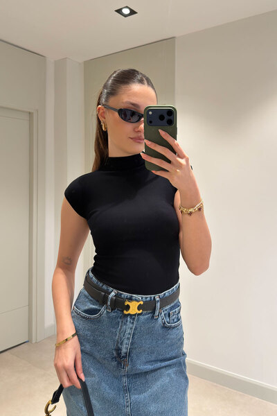 MAGARDE Premium Stand-Up Collar Blouse - Black