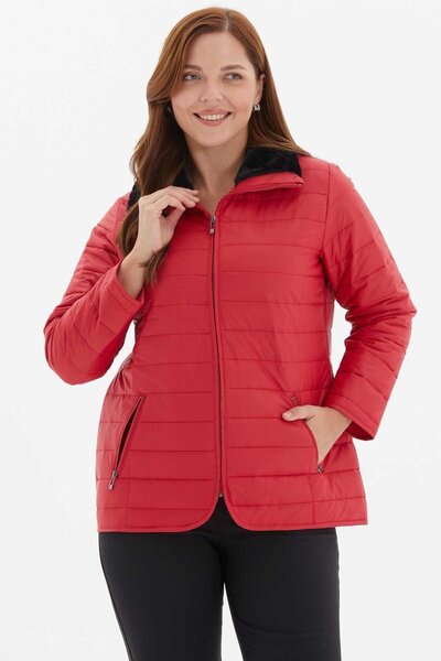 Selen Büyük Beden Yakası Kürklü Fermuarlı Kapitone Mont / KIRMIZI