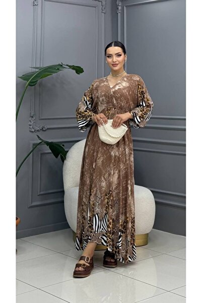 Cannes فستان جوليا الصيفي ذو اللون البني بتصميم منسدل وياقة على شكل حرف V