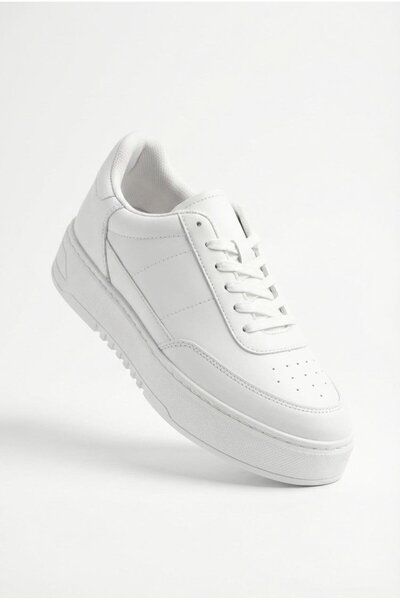 ablukaonline حذاء رياضي رجالي ذو نعل عالٍ ورباط باللون الأبيض