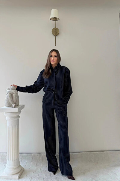 MOZENA Ριγέ Υπερμεγέθη Πουκάμισο και Παντελόνι, Σετ Δύο Τεμαχίων από Κρεπ Ύφασμα