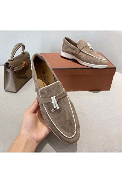 Generic women's shoes