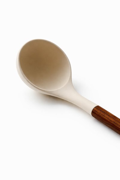 SUELF CO 8 Piece Silicone Serving Set with Acacia Handles