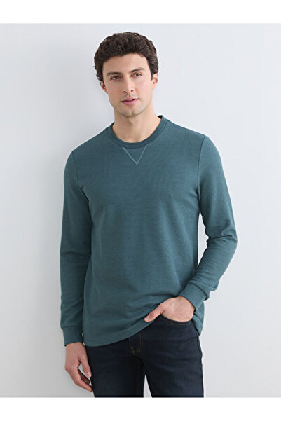 LC Waikiki Sweatshirt pentru bărbați cu guler oval Sparkling Choices de la Sh...