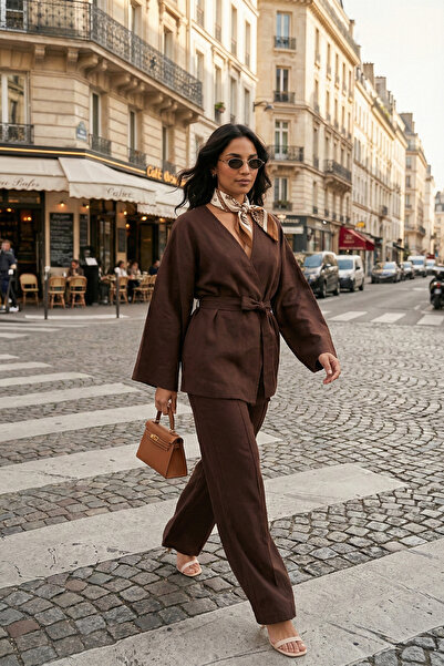 Lela Κανονική εφαρμογή, με λεπτομέρεια δεσίματος, λαιμόκοψη V, μακρυμάνικο σε...