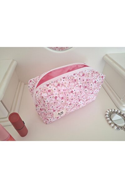 MB розова козметична чантичка с флорални мотиви - голям размер