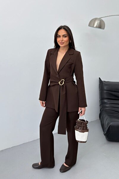 spirituel Women's Two-Piece Set: Stylish Gold Buckle Belted Blazer Jacket and...