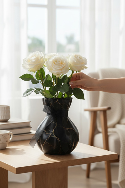 LALEZEN HOME Marble Looking Ceramic Papillon Ceramic Vase