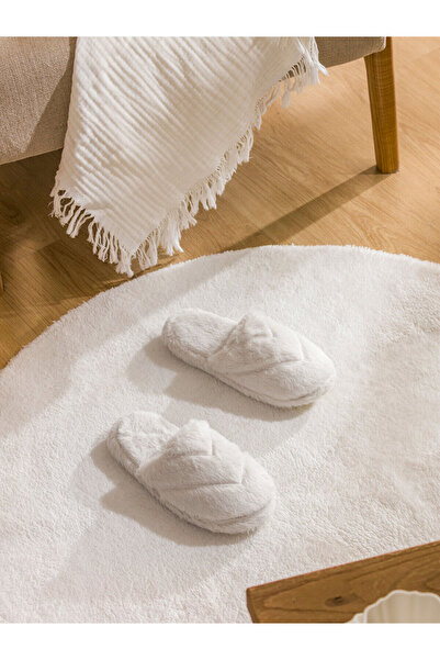 LC Waikiki LCW STEPS Бродирани плюшени дамски пантофи