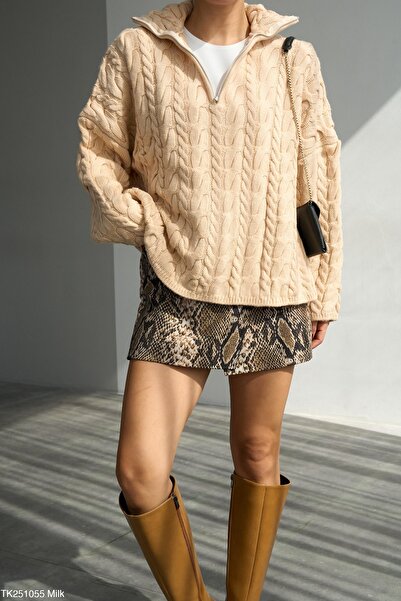 SAPHYR LUXEA Saphyr Hair Braid Pattern Oversize Mustard Sweater