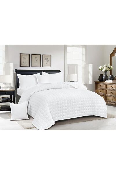 Moon A compact, hotel-style, plain-design duvet cover set for a cool summer, ...