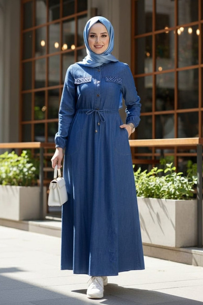 Hb Harma Time Butik فستان جينز أزرق داكن للنساء، مزين بالأحجار، بأزرار