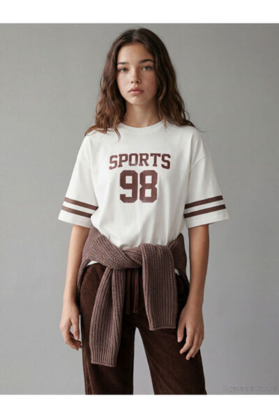 LC Waikiki تي شيرت بناتي مطبوع عليه طوق روبا من UZG STORE من ستايل شايبيرز