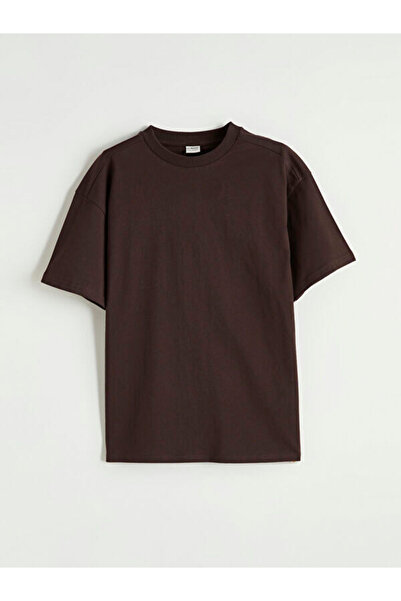 LC Waikiki Çelebi Store'dan Kaliteli Parçalar Oval Yaka KlasikErkek Çocuk T-s...