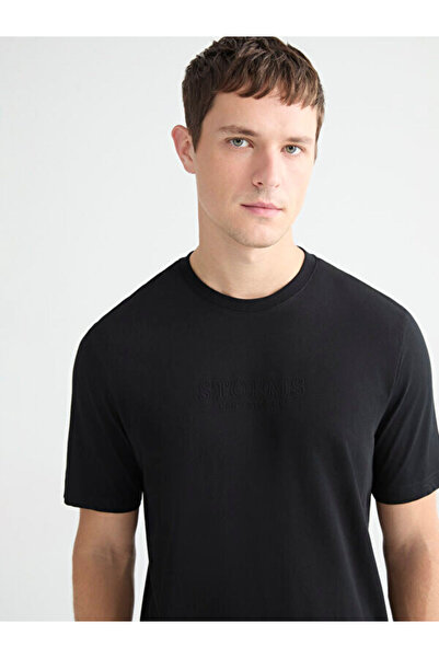 LC Waikiki Rmz Gi̇yi̇m Farkiyla Zero Roba Yaka Ba Printed Men's Combed Cotton...